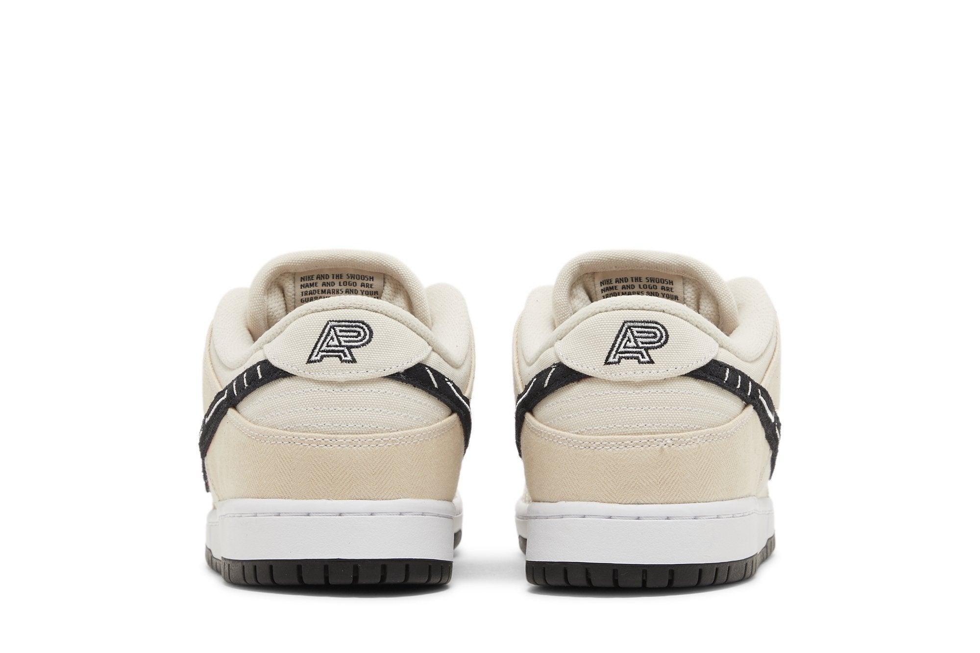 Nike SB Dunk Low Albino & Preto &