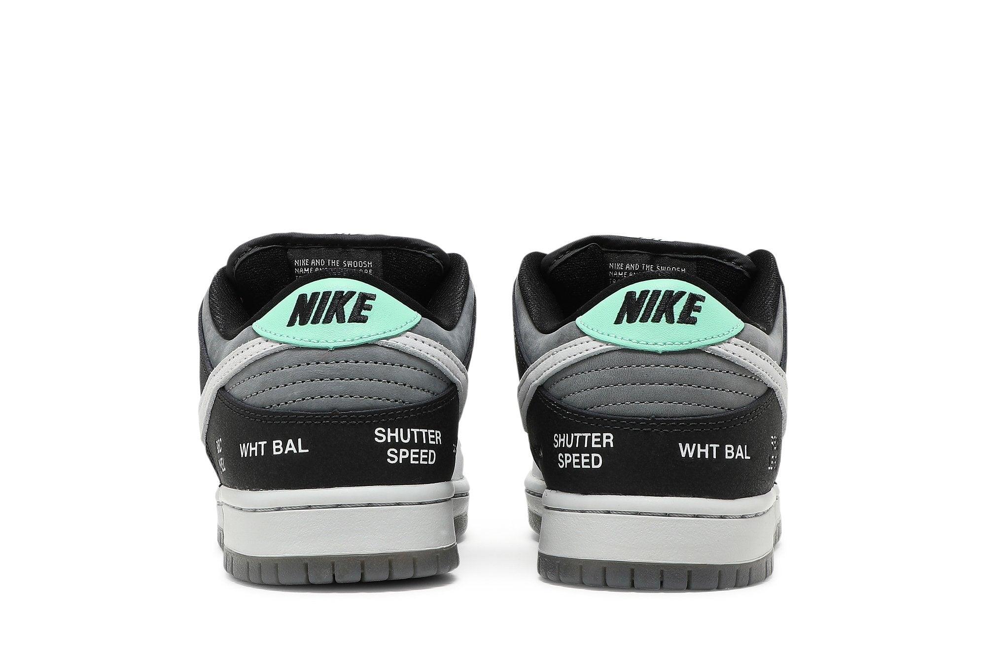 Nike SB Dunk Low VX 1000 Camcorder Cinza