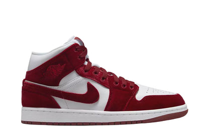 Air Jordan 1 Mid SE Red Velvet Vermelho