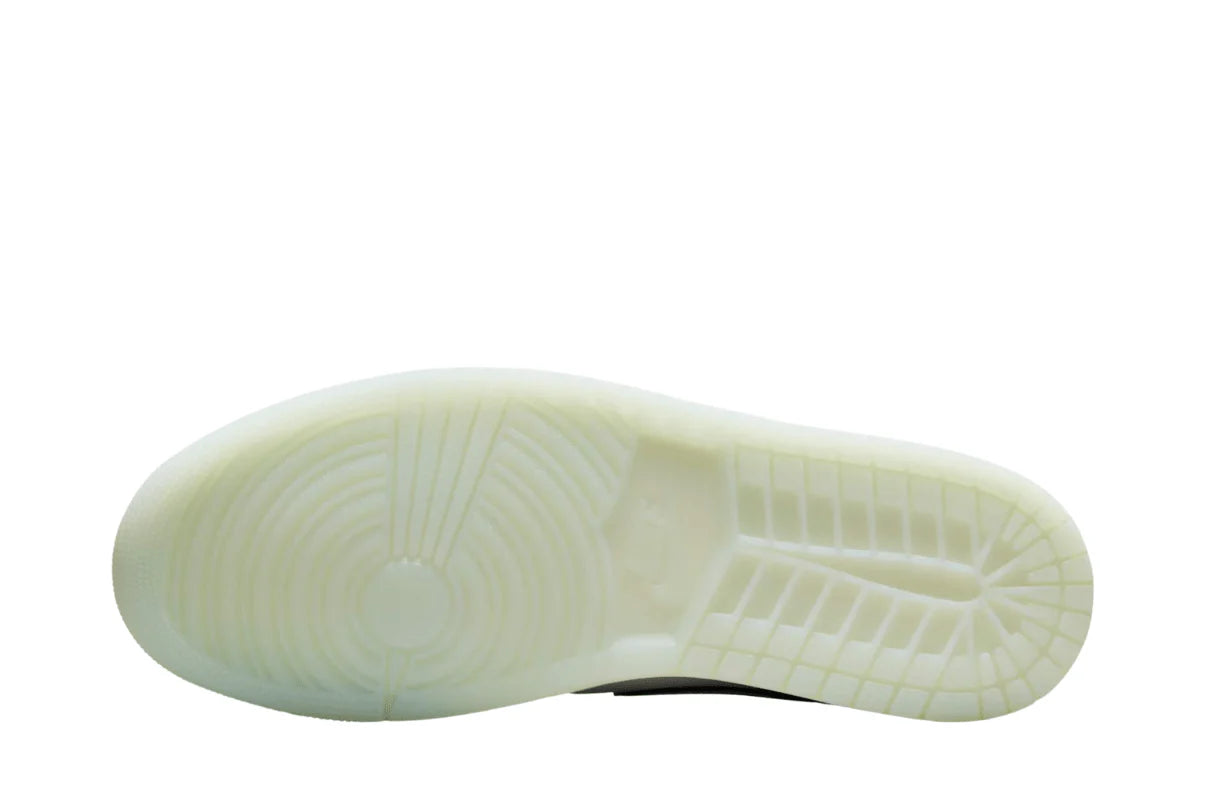 Air Jordan 1 Low &quot;Lunar New Year&quot; Photon Dust Cinza