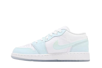 Air Jordan 1 Low SE Glacier Blue Azul