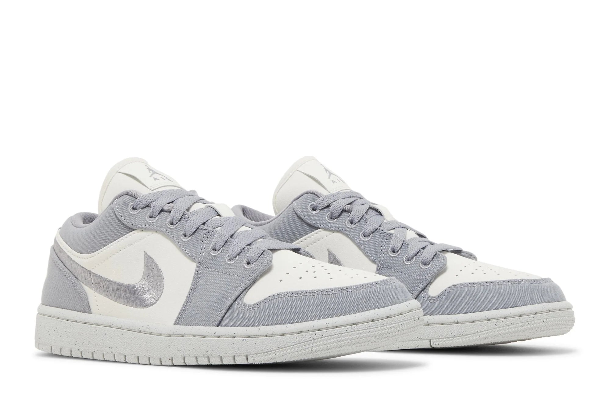 Air Jordan 1 Low SE &